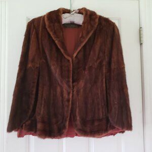 VINTAGE MINK FUR CAPE FROM GREEN'S FURS